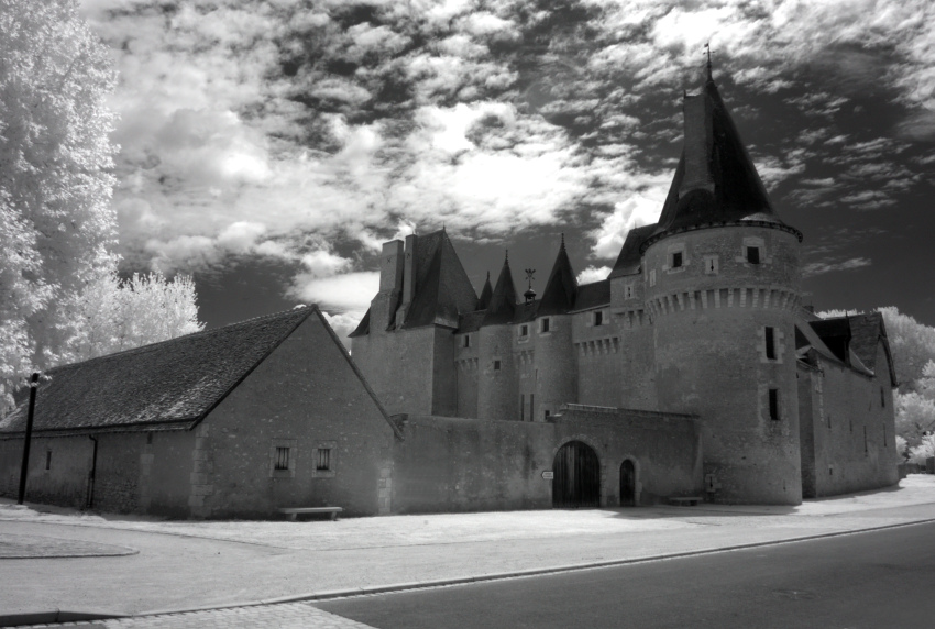 Château de Fougères Sur Bièvre