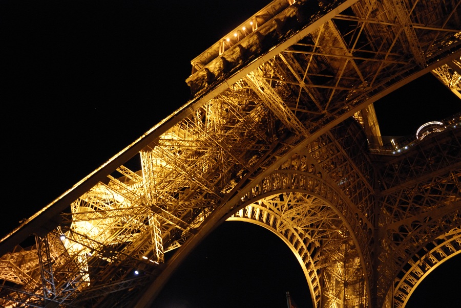 La Tour Eiffel dans la nuit