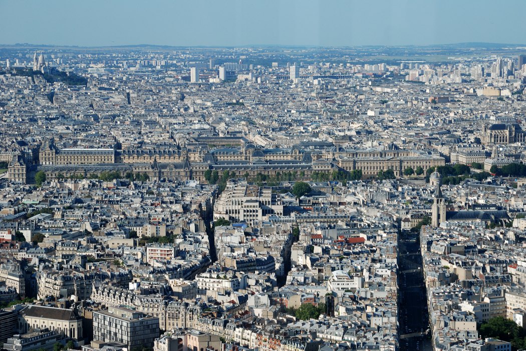 Le Louvre comme un serpent