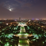 Parc du Champs de Mars sous clair de lune | fotografie